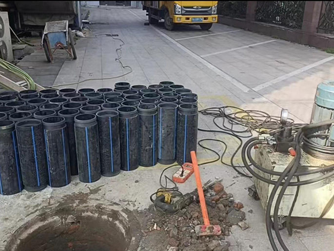 丰润PE置换管厂家 DN315置换管 非开挖管短管置换